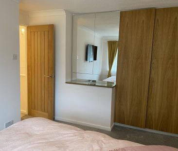 3 bedroom semi-detached house to rent - Photo 6