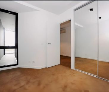 2 Bed, 1 Bath - Photo 4