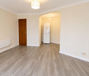 1 Bedroom Flat - Purpose Built To Let - Photo 5