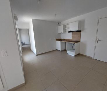location Appartement T2 DE 32.96m² À NIMES - Photo 2