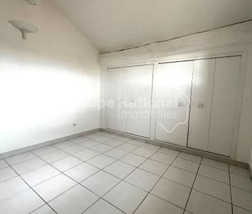 ROGNONAS - A louer - Appartement T2 avec place de parking, - Photo 1
