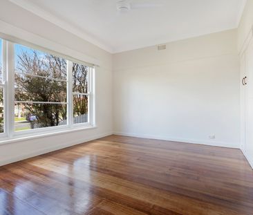 319 Chisholm Street, Black Hill - Photo 1
