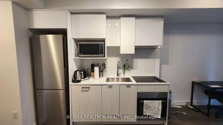 For Lease - 195 Redpath Avenue Unit# 1413, Toronto, Ontario - Photo 5