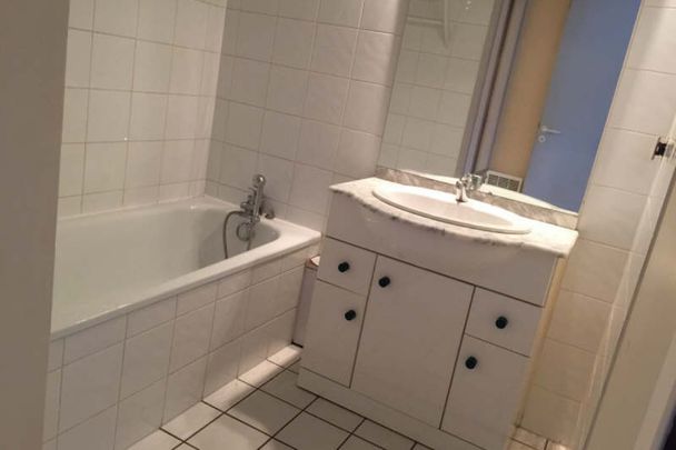 Appartement T2 / Bordeaux proche du jardin public - Photo 1