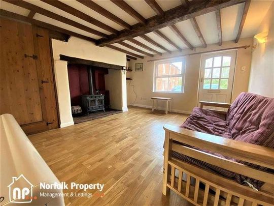 Corpusty, NR11 - Photo 1