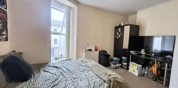 Seaton Avenue Flat 2, Plymouth - Photo 2