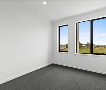 Brand New Delight! - Photo 3