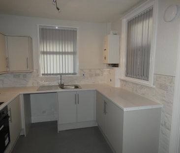 4 bedroom property to rent - Photo 2