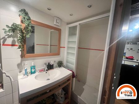 Location Appartement 2 pièces 27m² - Photo 3
