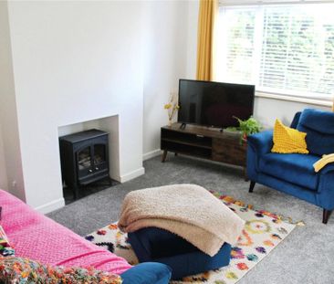 2 bedroom terraced house to rent - Photo 4