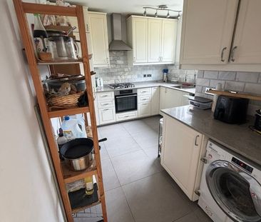 Room in a Shared House, South Croxted Road, SE21 - Photo 6