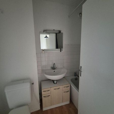 Location Appartement 1 pièce 27m² MACON 71000 - Photo 4