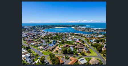 2 bedroom unit close to town - Photo 4