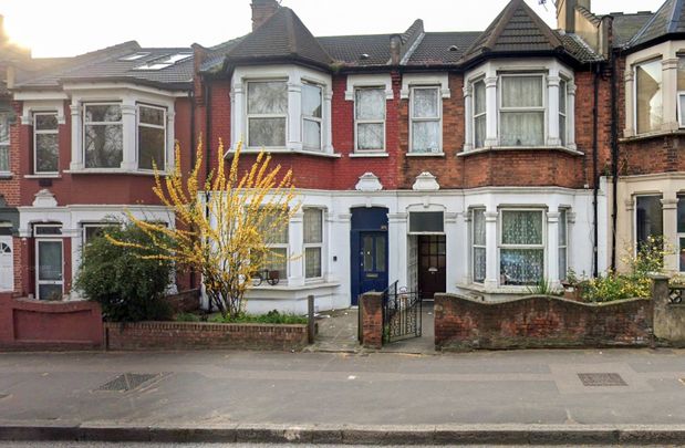 1 Bed Flat, Lea Bridge Road, E5 - Photo 1