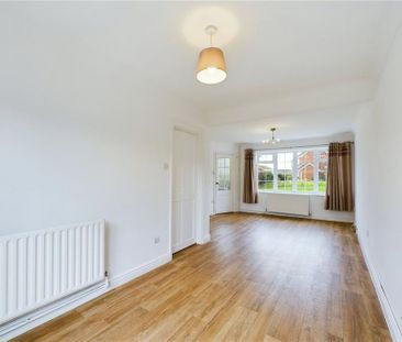3 bedroom detached house to rent - Photo 2