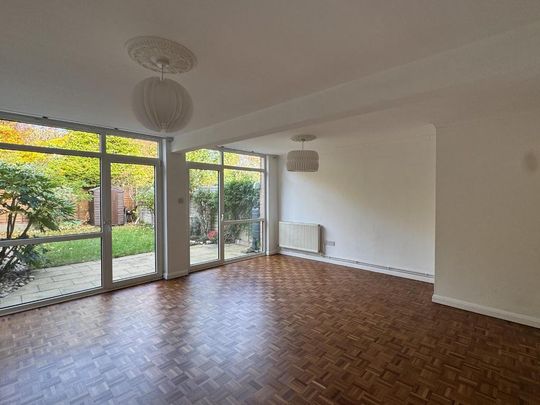 3 bedroom terraced house to rent - Photo 1