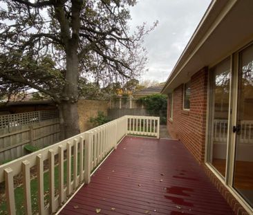 3 Bedroom Single Storey Townhouse in Fantastic Location! - Photo 1