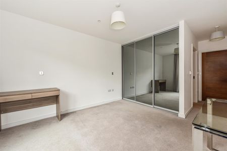 Apartment For Rent Royal View, Bath - Photo 5