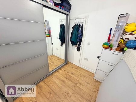 2 bedroom flat to rent - Photo 5