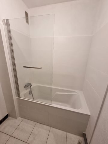 Location Appartement 2 pièces 48m² - Photo 3