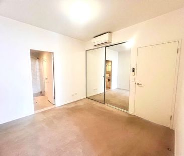 2 Bedroom North Facing with City Views - Photo 1