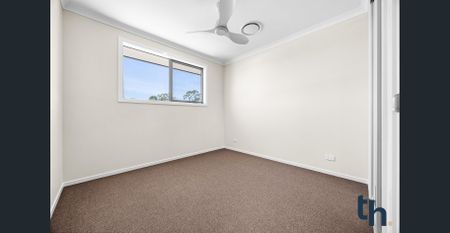 Immaculate Brand-New Family Home in Sought-After Cameron Grove Estate - Photo 4