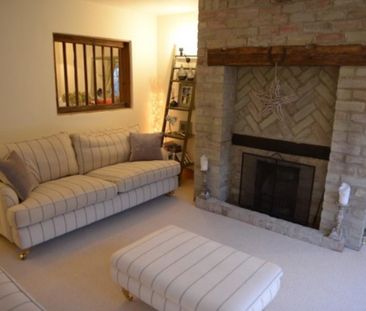 3 bedroom barn conversion to rent - Photo 1