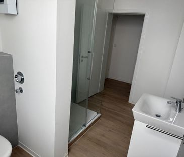 Sanierte 2-Zimmer Altbauwohnung mit Balkon - Foto 3