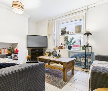 6 bedroom terraced house to rent - Photo 1