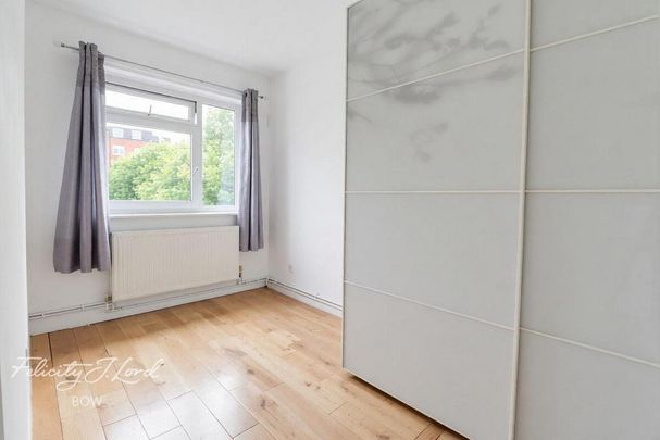 3 bedroom flat to rent - Photo 1
