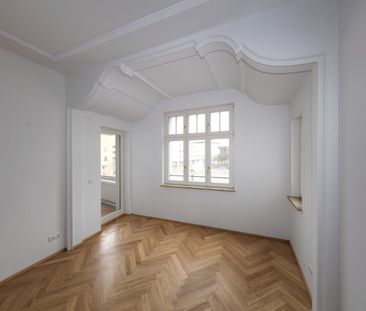 Hochwertig sanierte 4-Zimmer-Wohnung mit 2 Balkonen ! - Photo 1