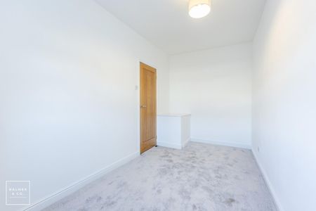 Leigh Road, Leigh, WN7 - Photo 3