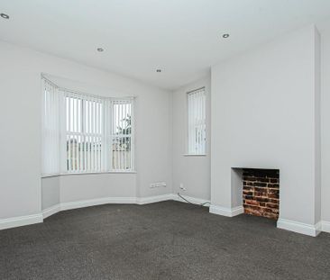 4 bedroom detached house to rent - Photo 1