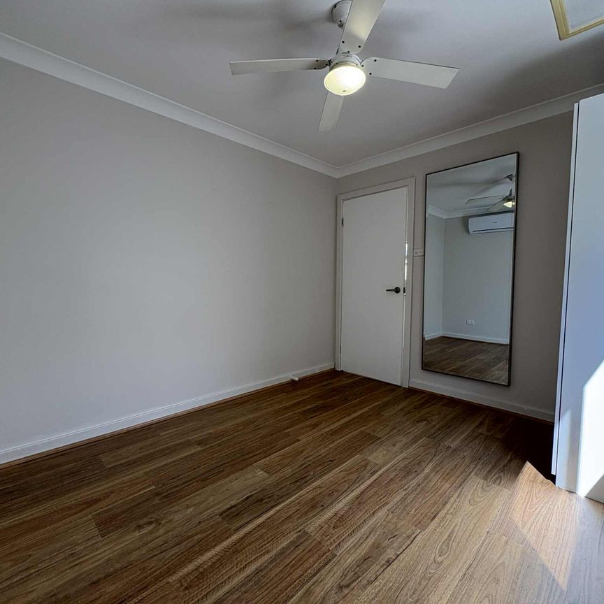 Two bedroom Cottage In Quiet Suburb - Photo 1