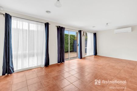 Live happily ever after on Fiona Court - Photo 4