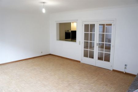 Aangenaam appartement midden in de stad - Photo 3