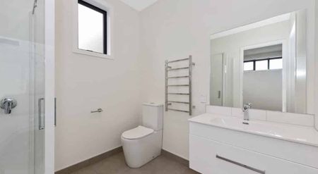 Great CBD location close to Hospital - Photo 5