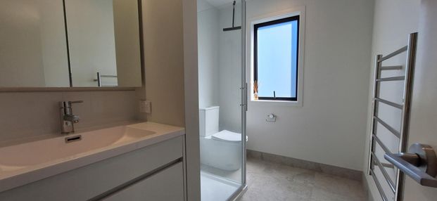 Near new townhouse at Mt Albert - Photo 1