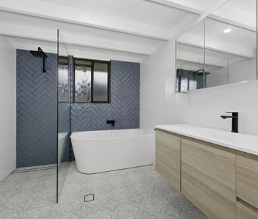 Charming Renovated Home in Prime Port Macquarie Location - Photo 1