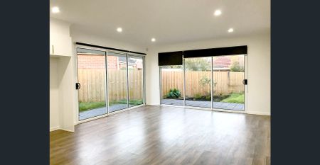 Modern Family Home in Prime Location with Spacious Living & Rumpus Room - Photo 2