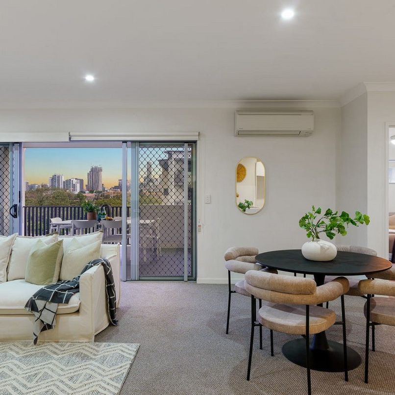 Affordable Living In Windsor Awaits You! - Photo 1