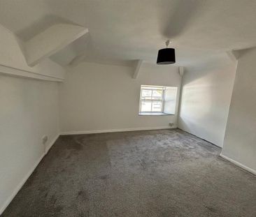 4 bedroom detached house to rent - Photo 4