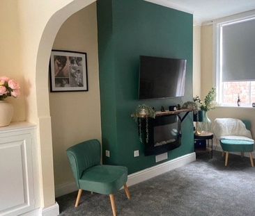 4 bed terraced house to rent in High Street, Greatham, TS25 - Photo 1