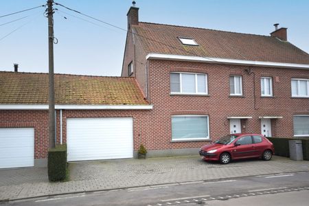 MODERNE GEZINSWONIG MET DRIE SLAAPKAMERS - Foto 2