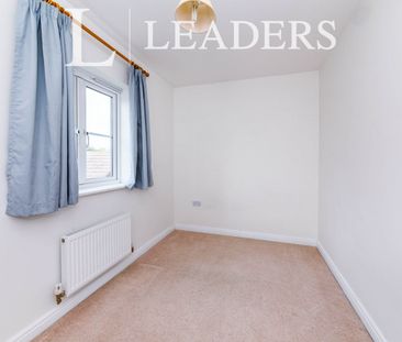 3 bedroom house to rent Ross Drive, Stamford, PE9 - Photo 4