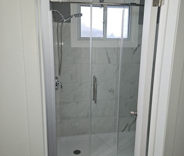 For Lease - 8006 Paddock Trail Drive, Niagara Falls, Ontario - Photo 4