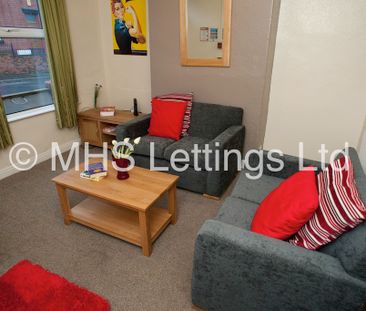 3 Bedroom Mid Terraced House for rent in Carberry Place - Photo 6