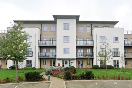 2 bed flat to rent in Fleming Place, Bracknell, Berkshire, RG12 2GL - Photo 2