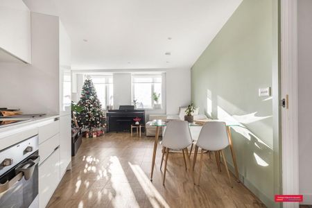 2 bedroom flat to rent - Photo 2