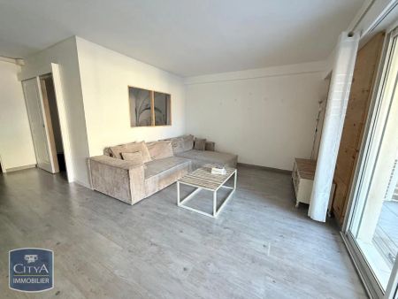 Appartement à louer 2 pièces 53.3m² - Photo 3